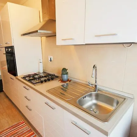 Apartment Leo *